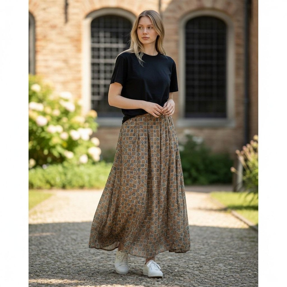 Classic Geometric Maxi Skirt waist 29